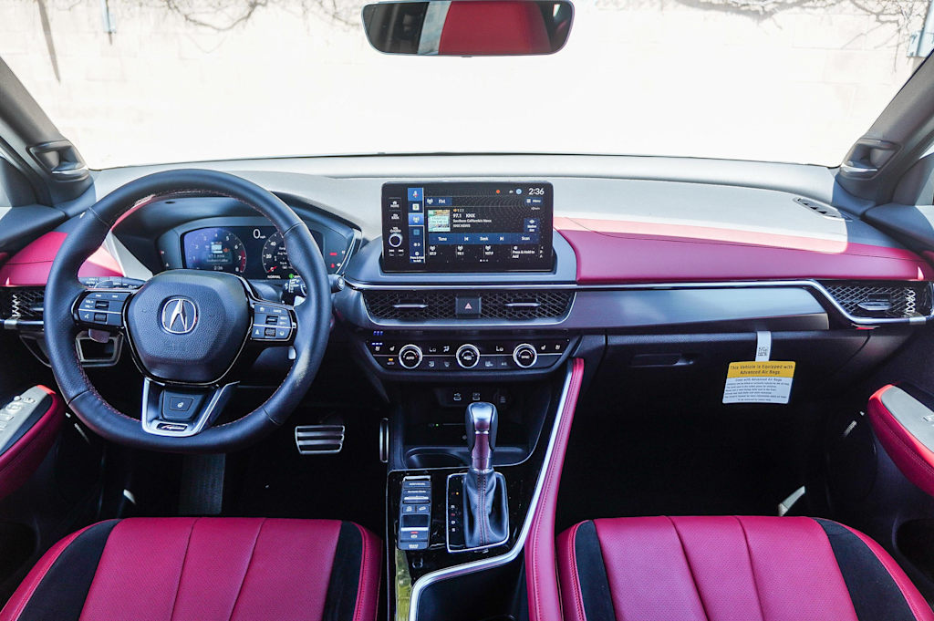 Thumbnail: 2025 Acura ADX - 2