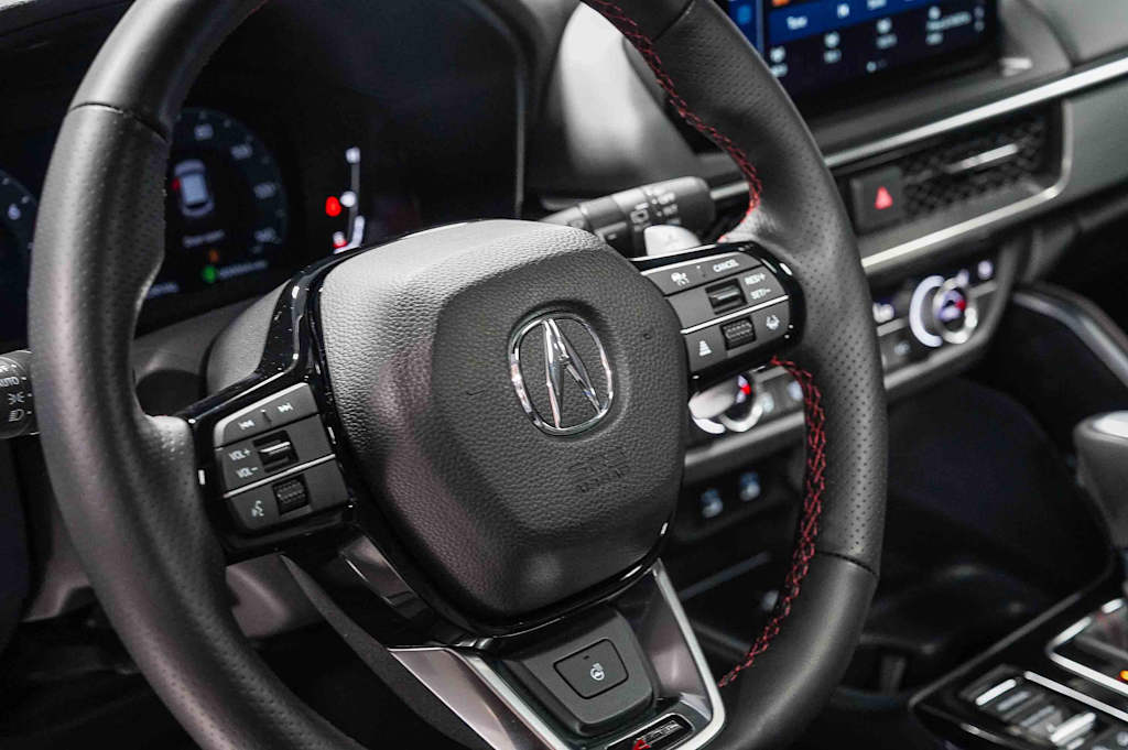 Thumbnail: 2025 Acura ADX - 14