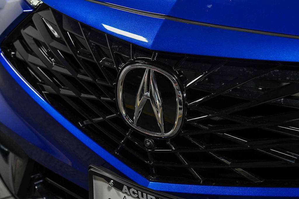 Thumbnail: 2025 Acura ADX - 6