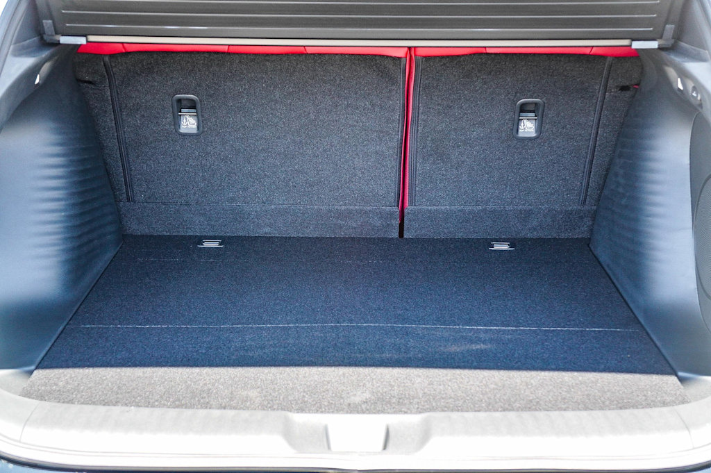 Thumbnail: 2025 Acura ADX - 33