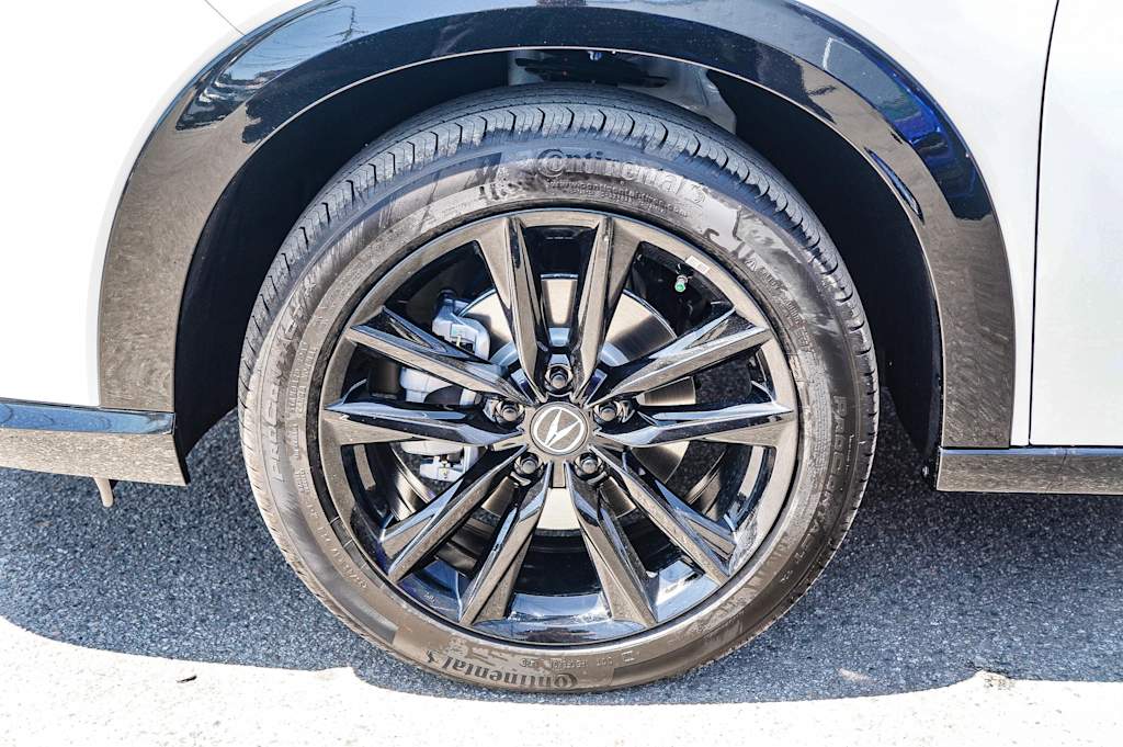 Thumbnail: 2025 Acura ADX - 6