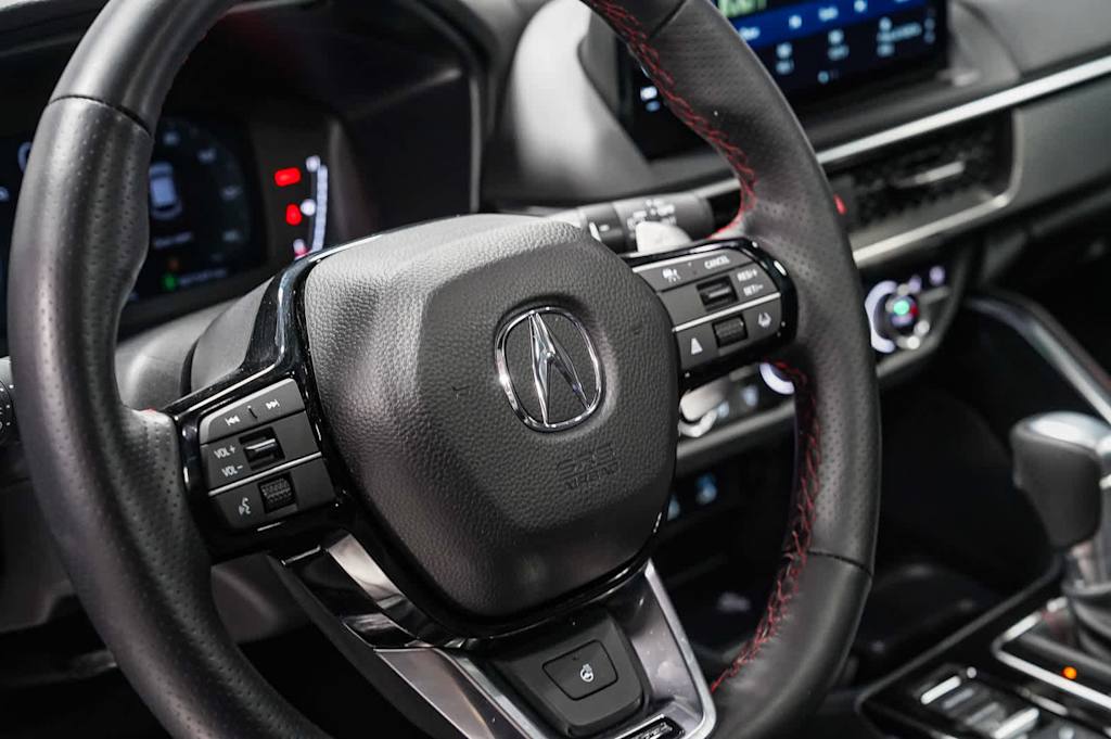 Thumbnail: 2025 Acura ADX - 14