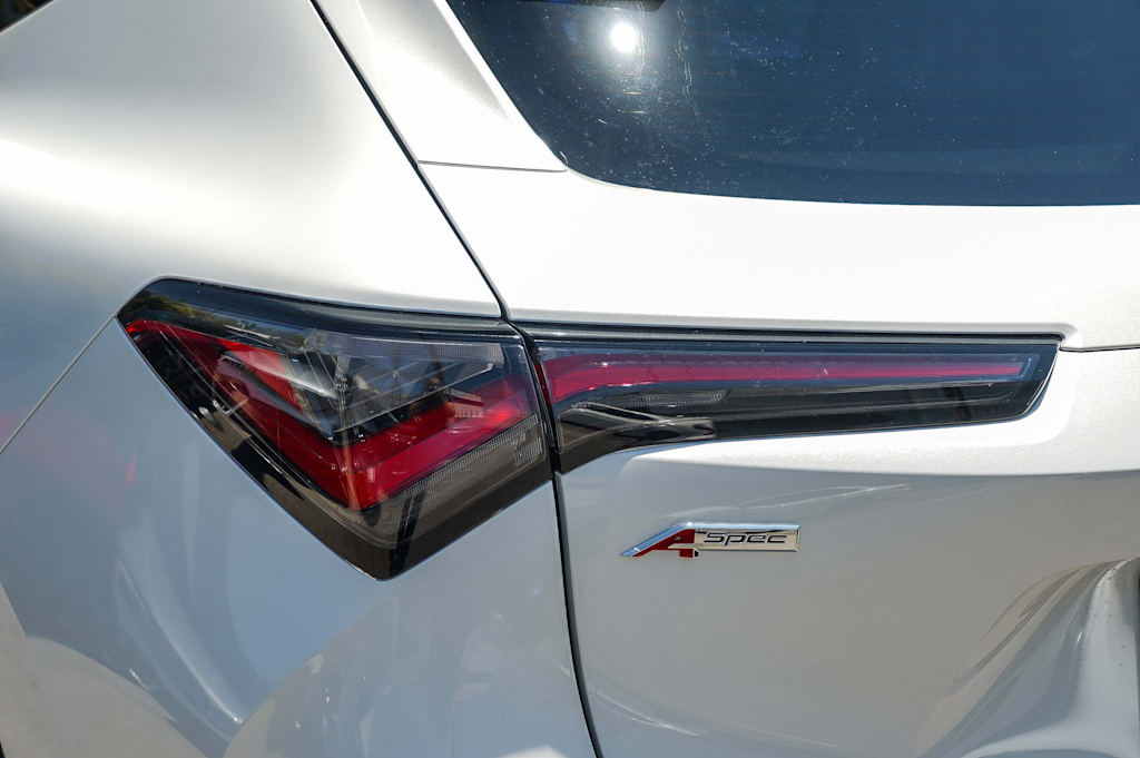 Thumbnail: 2025 Acura ADX - 18