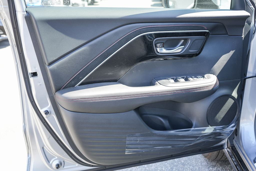 Thumbnail: 2025 Acura ADX - 27