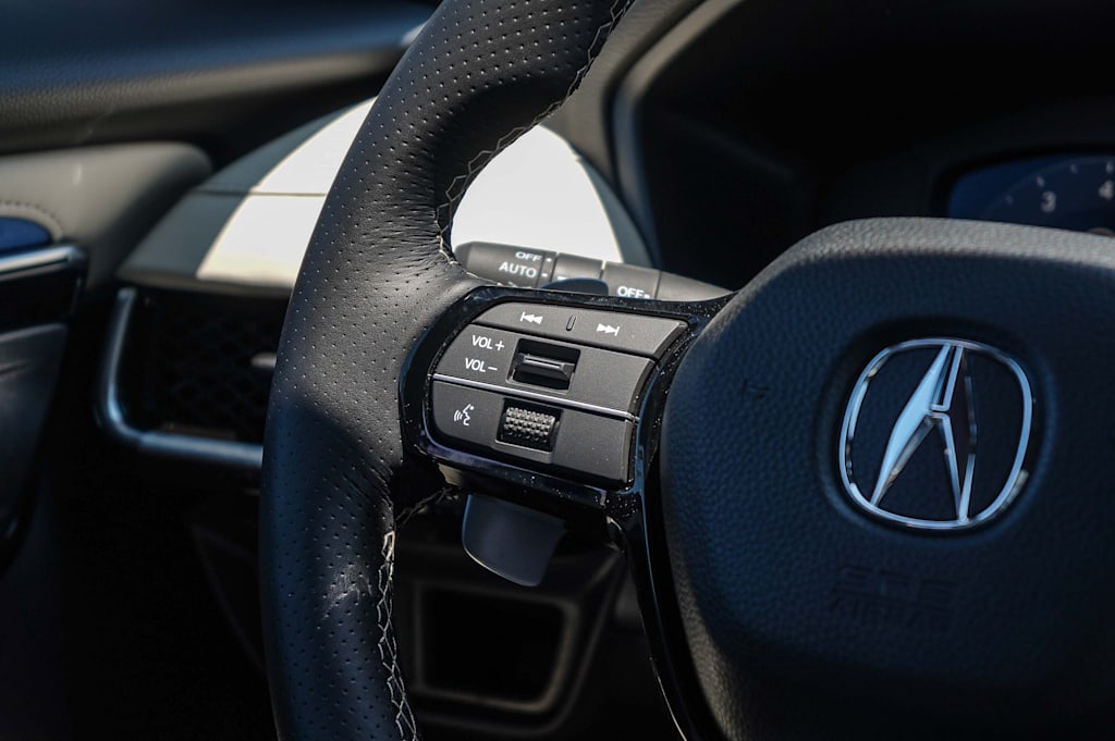 Thumbnail: 2025 Acura ADX - 23