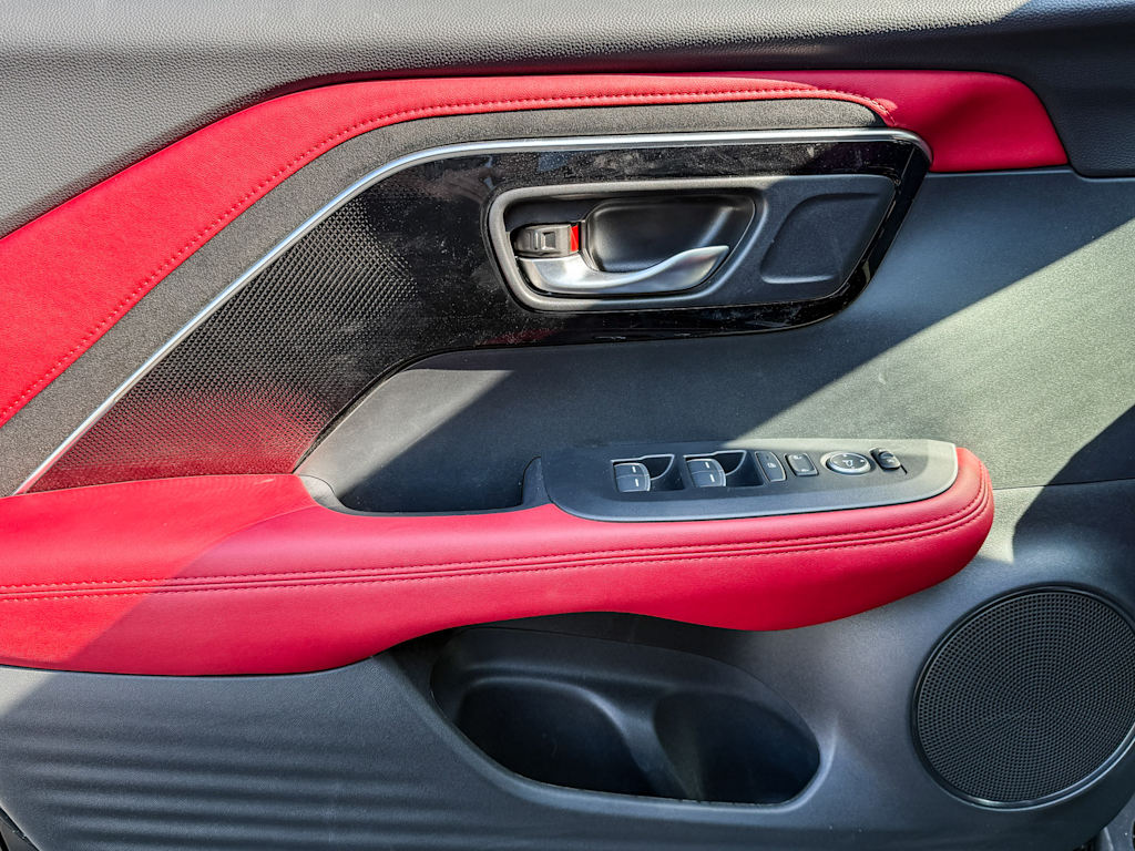 Thumbnail: 2025 Acura ADX - 25