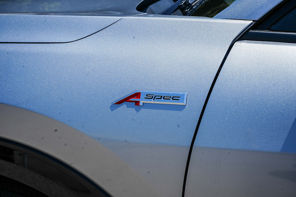 Thumbnail: 2025 Acura ADX - 6