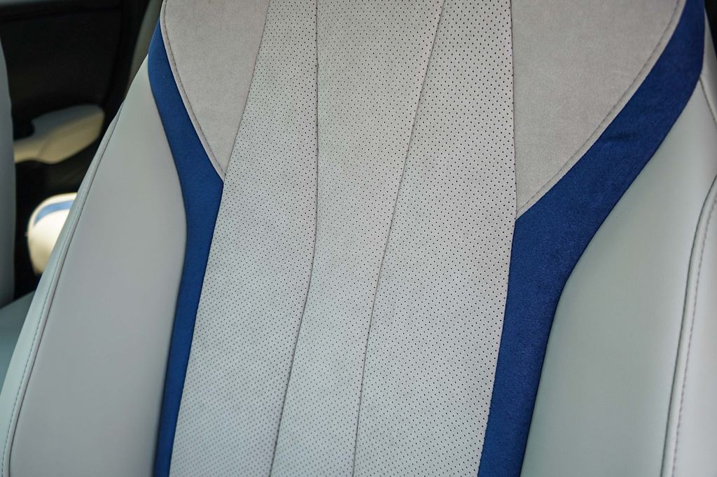 Thumbnail: 2025 Acura ADX - 30