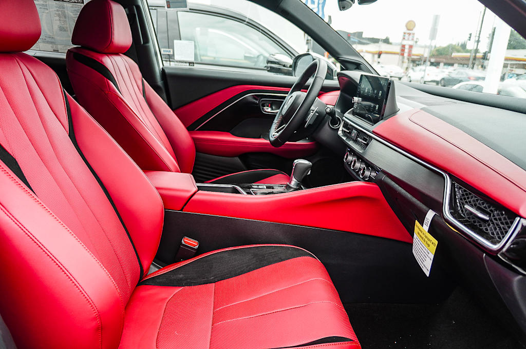 Thumbnail: 2025 Acura ADX - 9