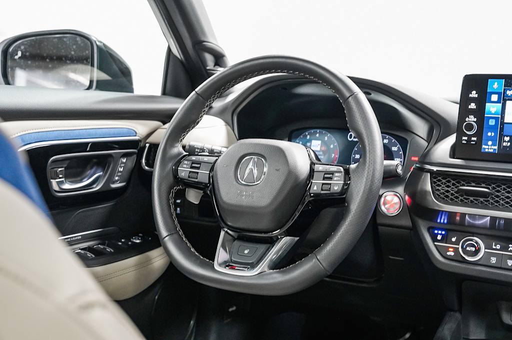 Thumbnail: 2025 Acura ADX - 13