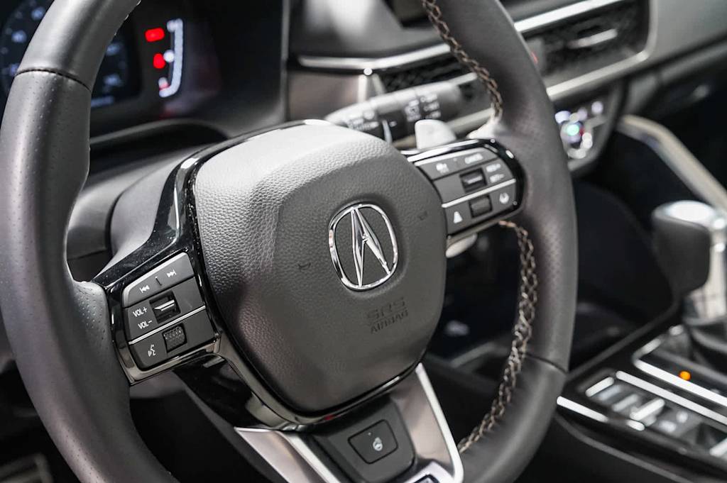 Thumbnail: 2025 Acura ADX - 14