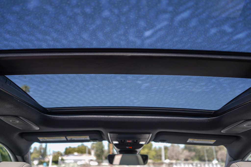 Thumbnail: 2025 Acura ADX - 25