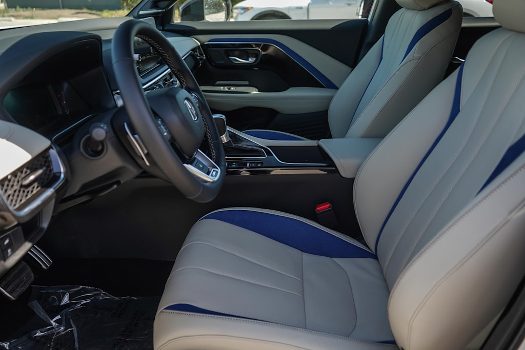 Thumbnail: 2025 Acura ADX - 10