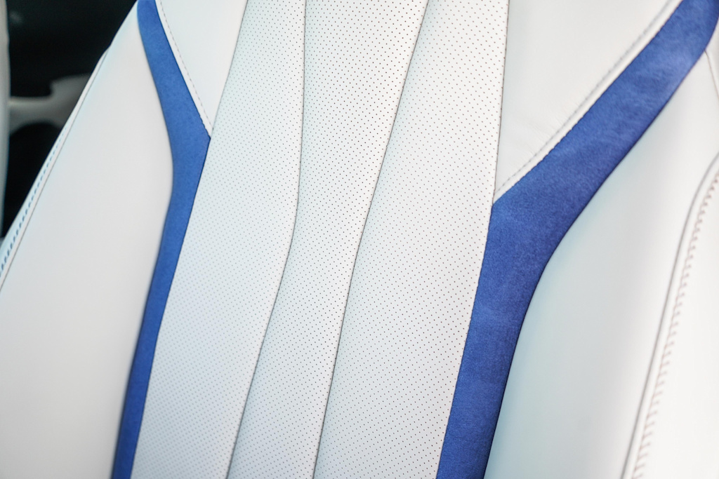 Thumbnail: 2025 Acura ADX - 30