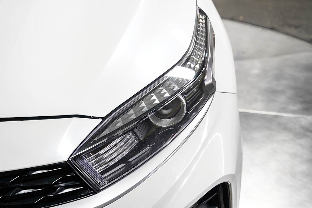 Thumbnail: 2024 Kia Forte - 21