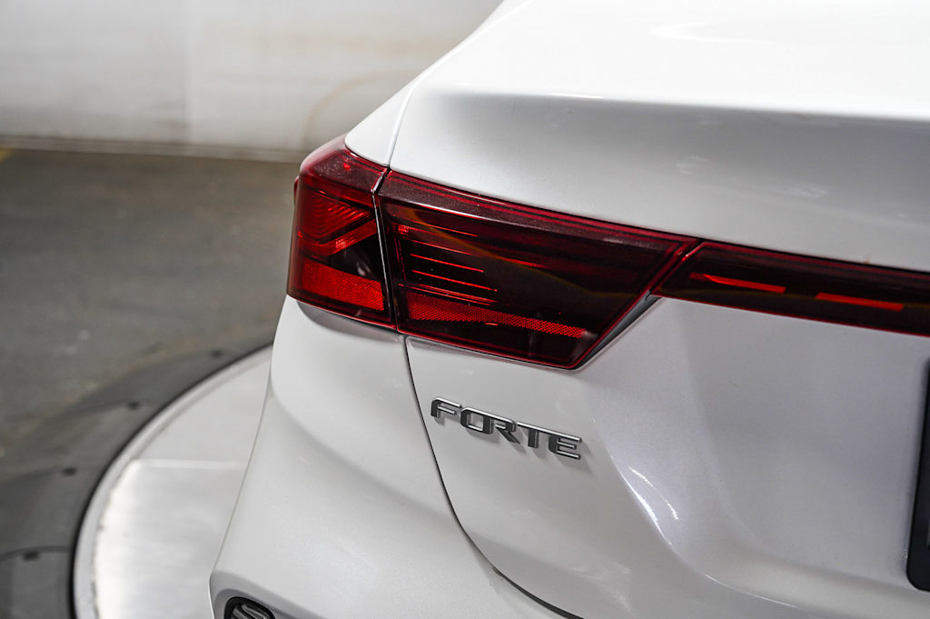 Thumbnail: 2024 Kia Forte - 23