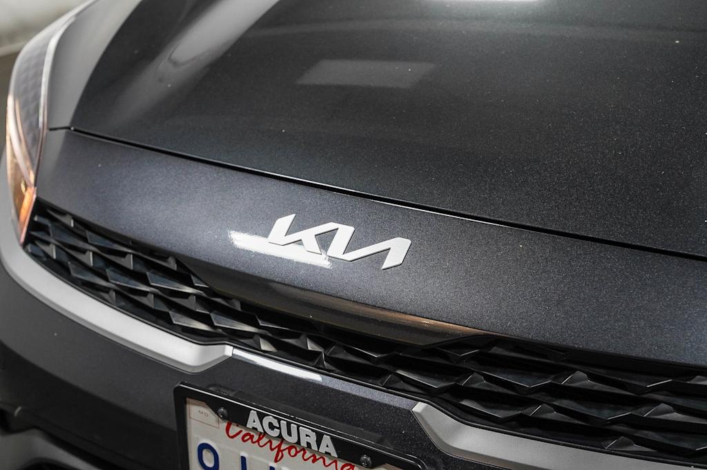 Thumbnail: 2023 Kia Forte - 20