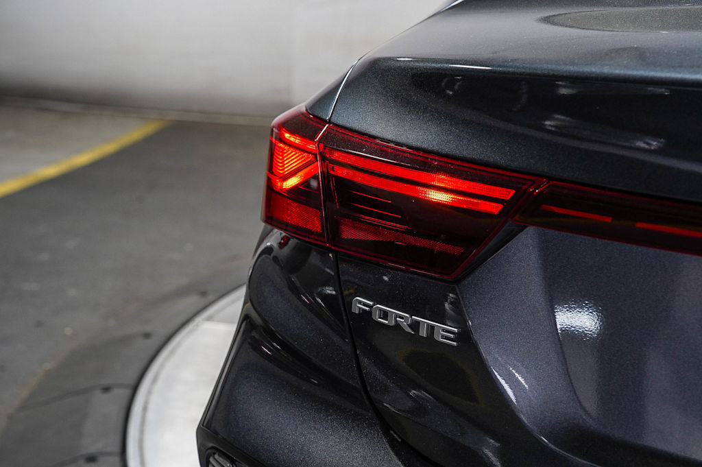 Thumbnail: 2023 Kia Forte - 22