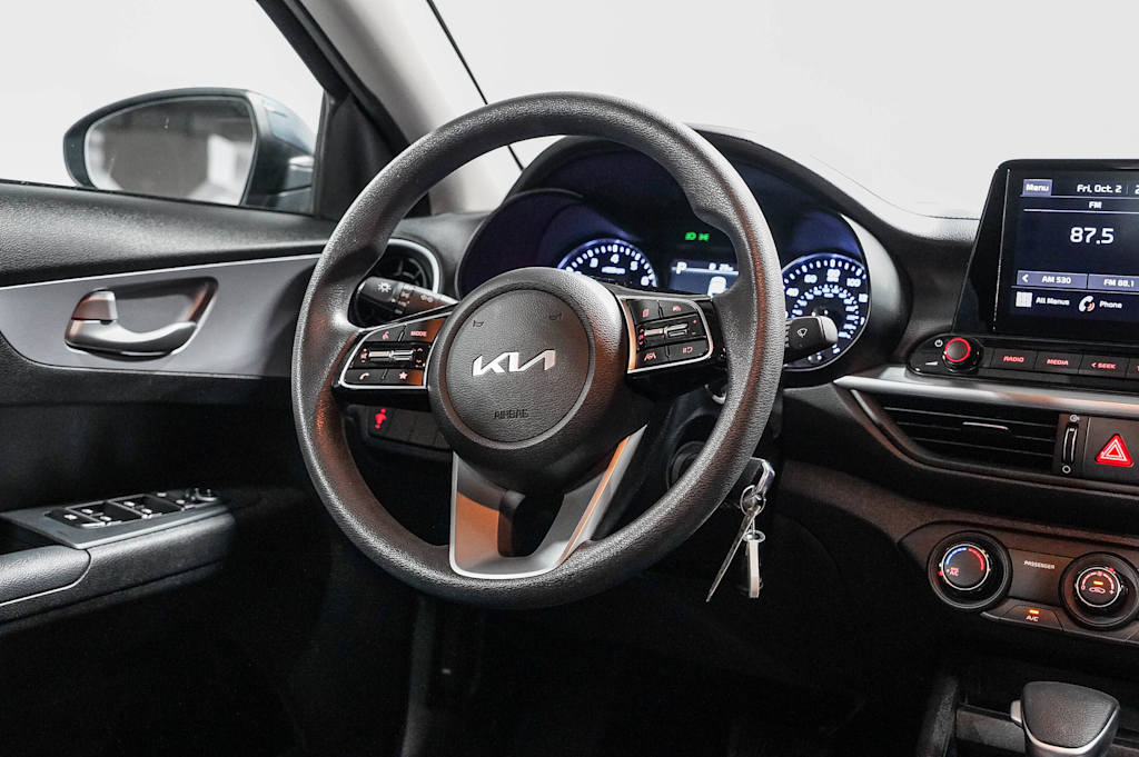 Thumbnail: 2023 Kia Forte - 12