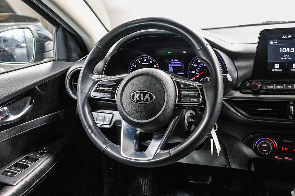 Thumbnail: 2019 Kia Forte - 12