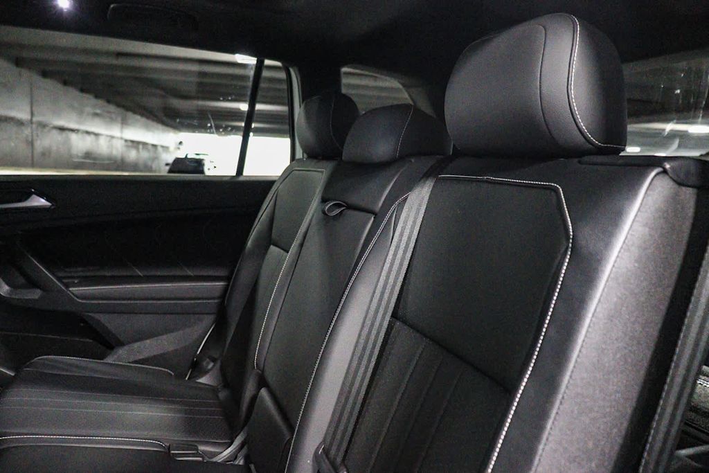 Thumbnail: 2023 Volkswagen Tiguan - 12