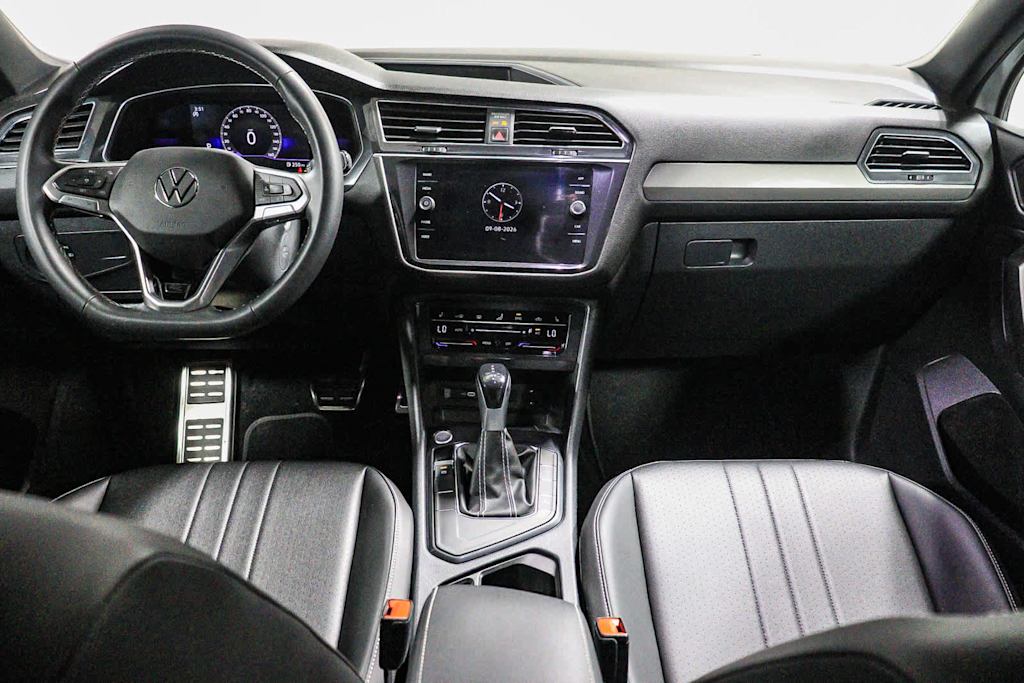 Thumbnail: 2023 Volkswagen Tiguan - 2