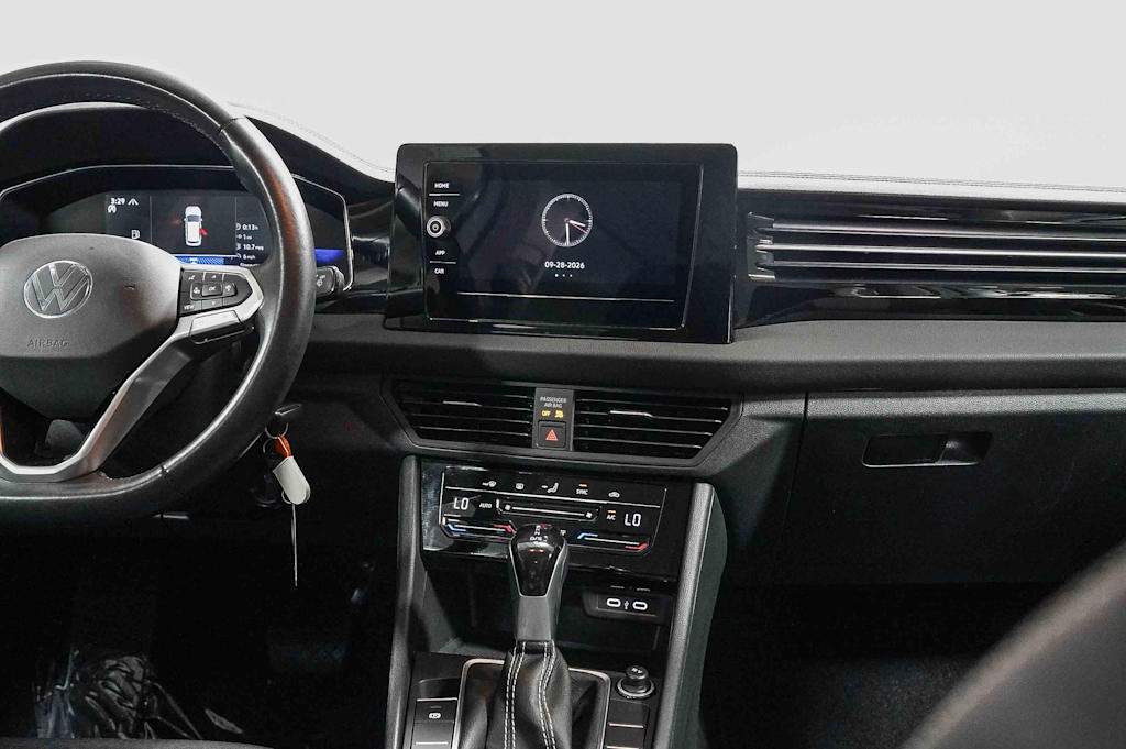 Thumbnail: 2025 Volkswagen Jetta - 9