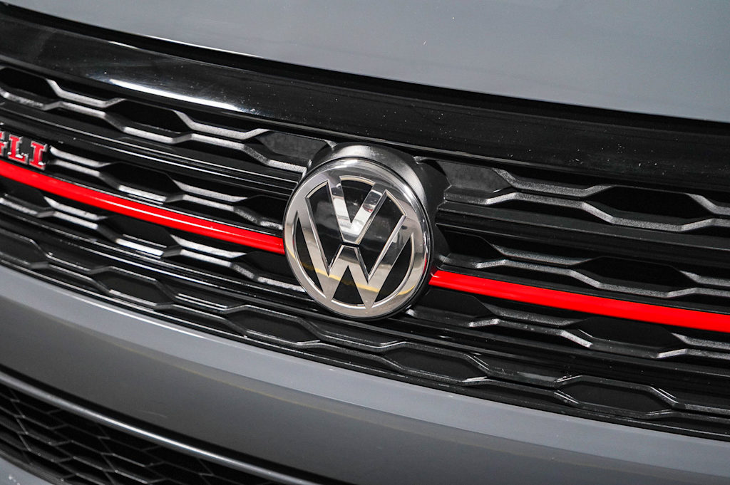 Thumbnail: 2021 Volkswagen Jetta - 5