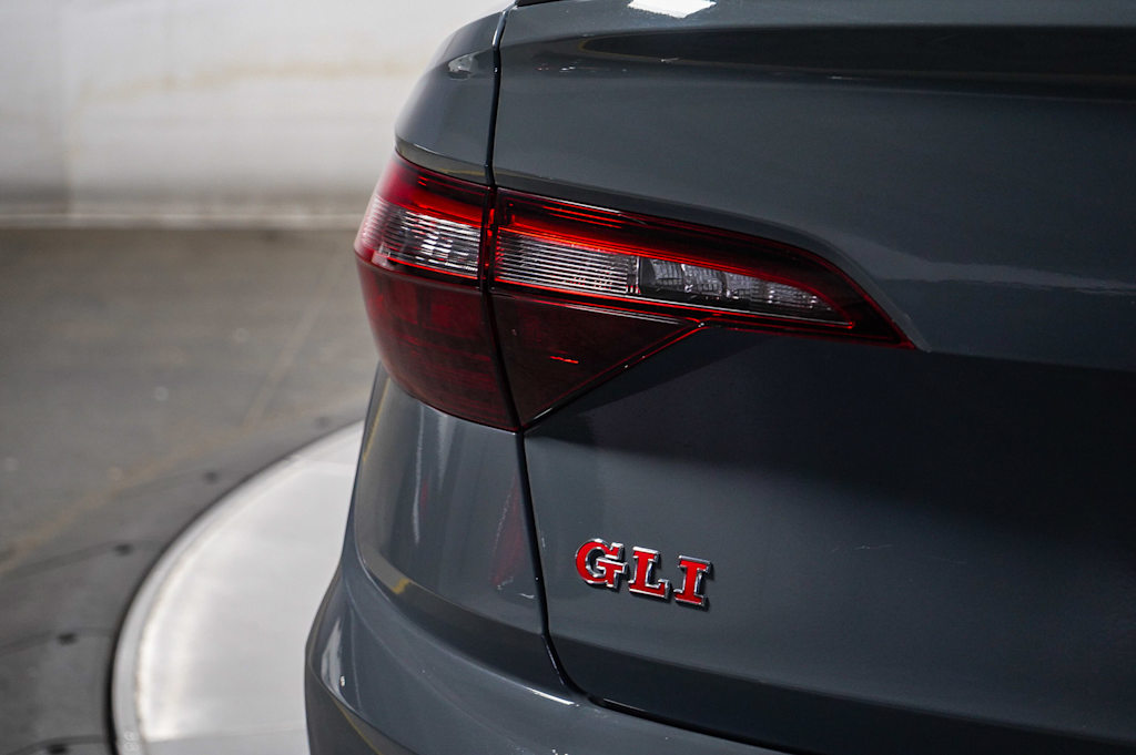 Thumbnail: 2021 Volkswagen Jetta - 17