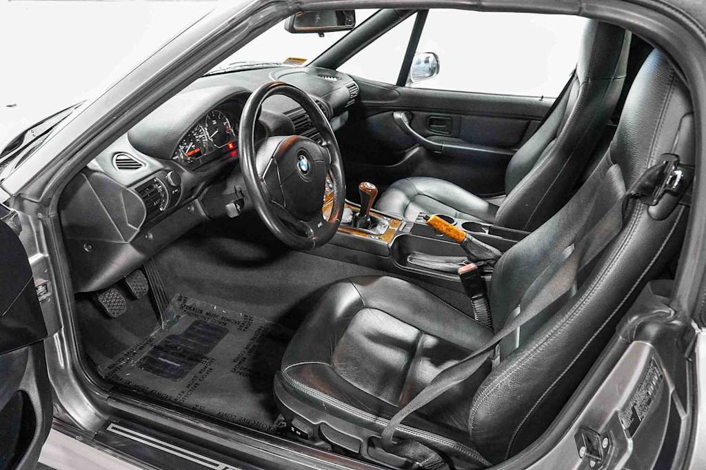 Thumbnail: 2002 BMW Z3 - 10