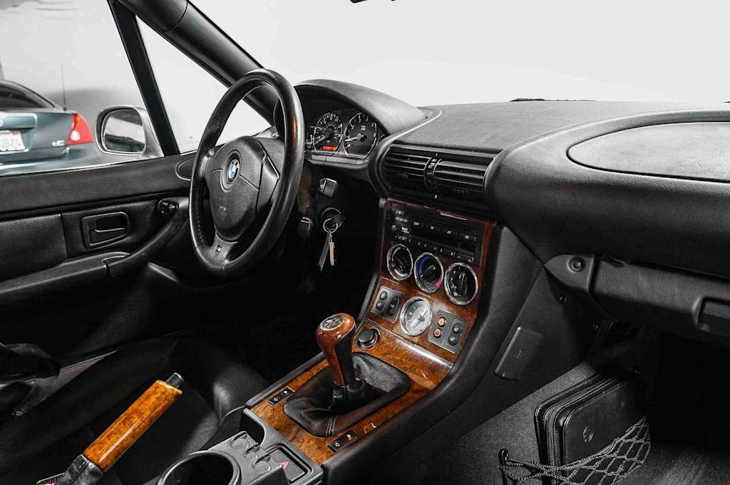 Thumbnail: 2002 BMW Z3 - 2