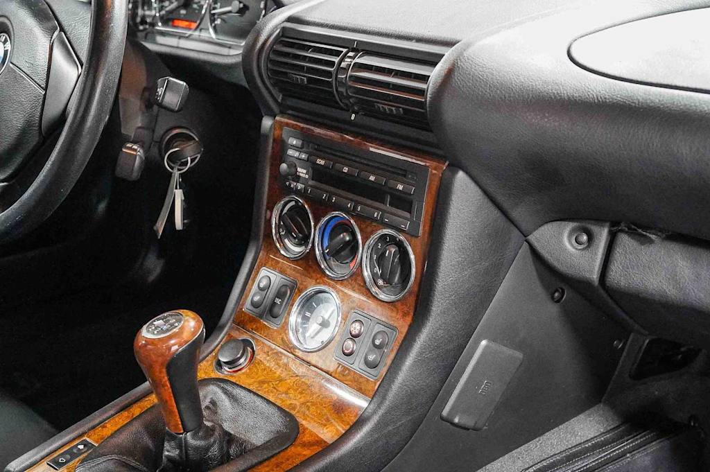 Thumbnail: 2002 BMW Z3 - 8