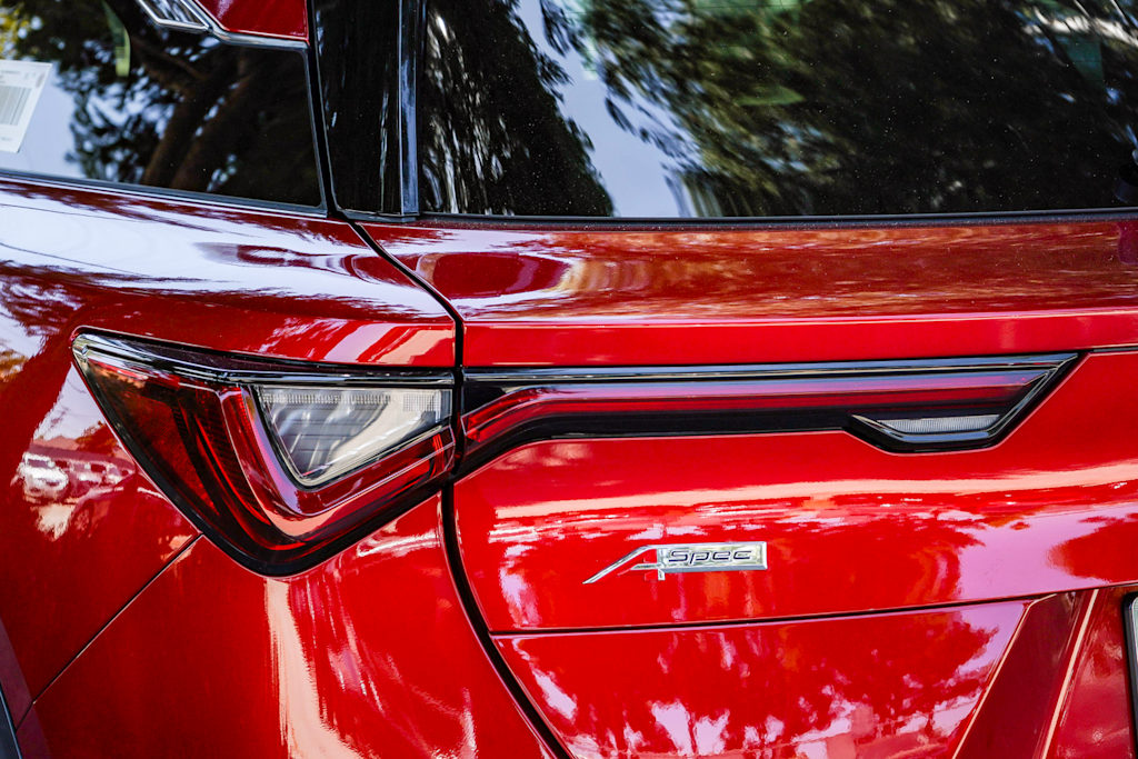 Thumbnail: 2024 Acura ZDX - 18