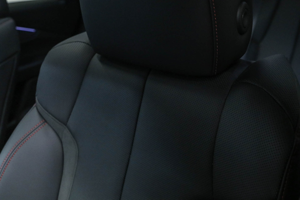 Thumbnail: 2024 Acura ZDX - 28