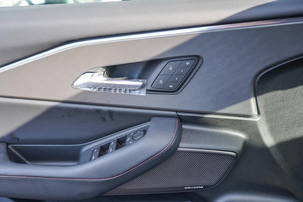Thumbnail: 2024 Acura ZDX - 24