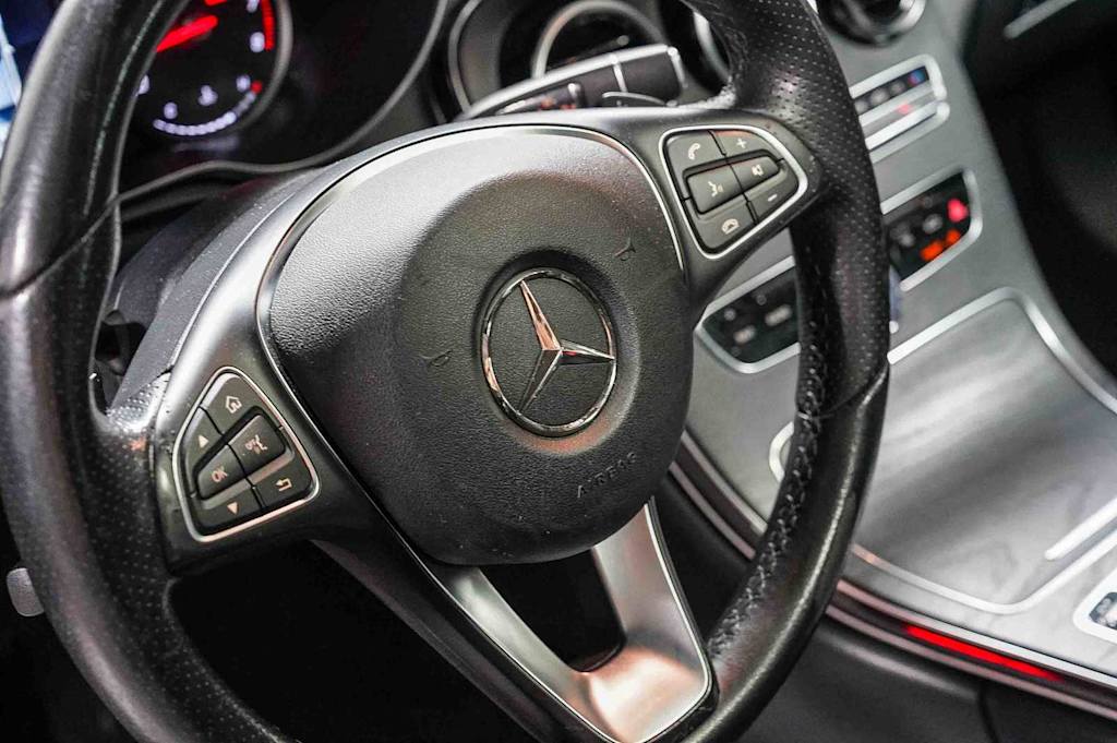 Thumbnail: 2018 Mercedes-Benz C-Class - 15