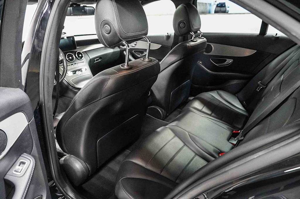 Thumbnail: 2018 Mercedes-Benz C-Class - 12