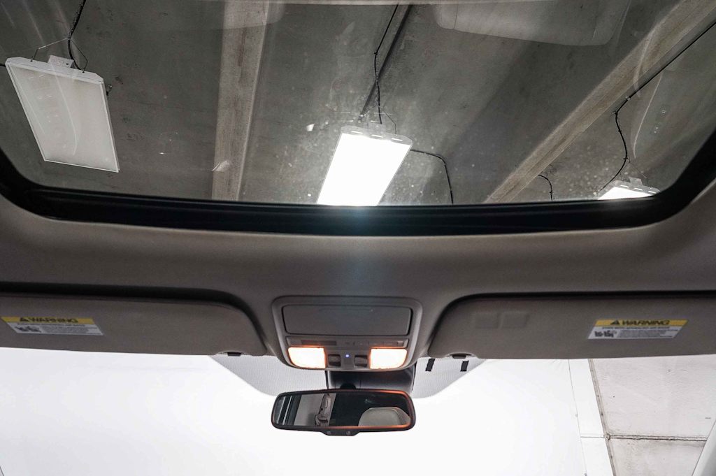 Thumbnail: 2016 Honda Odyssey - 25