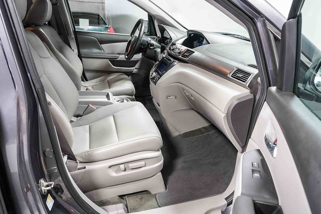 Thumbnail: 2016 Honda Odyssey - 10