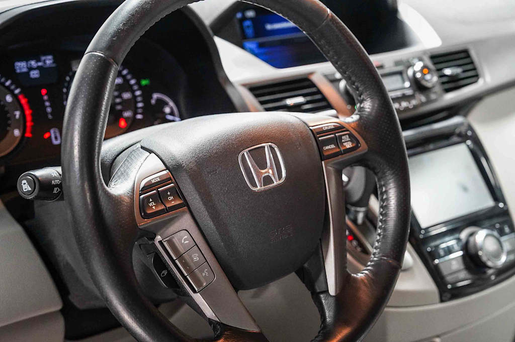 Thumbnail: 2016 Honda Odyssey - 14