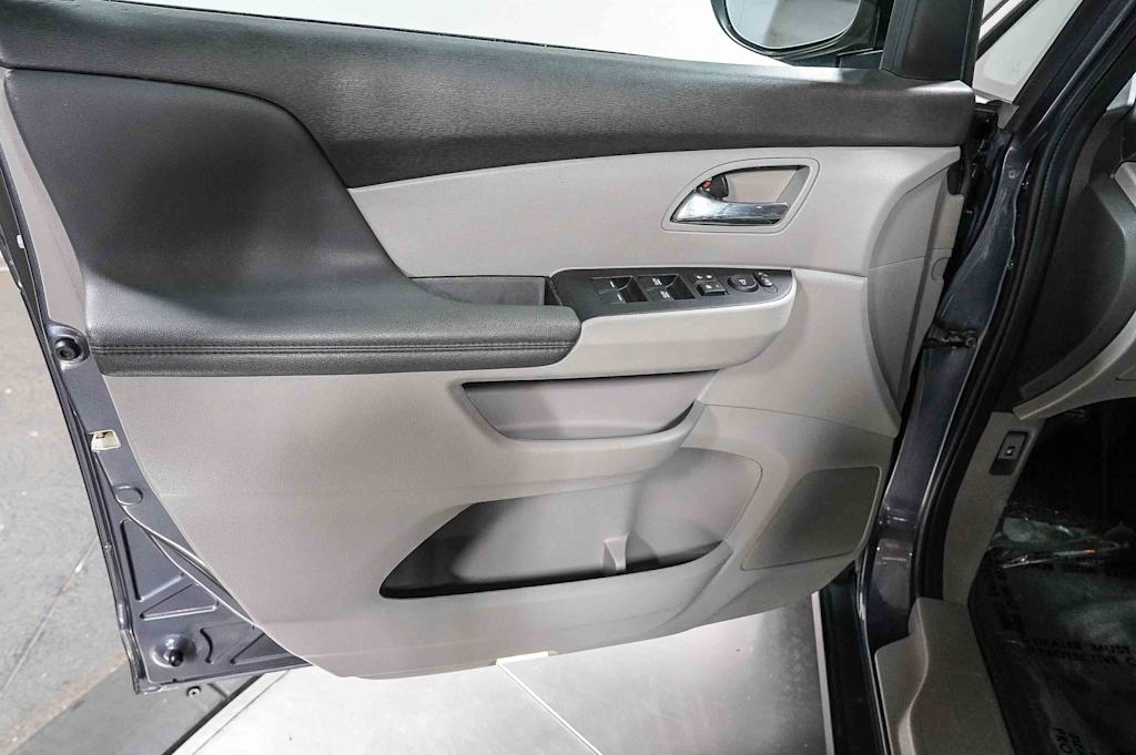 Thumbnail: 2016 Honda Odyssey - 27