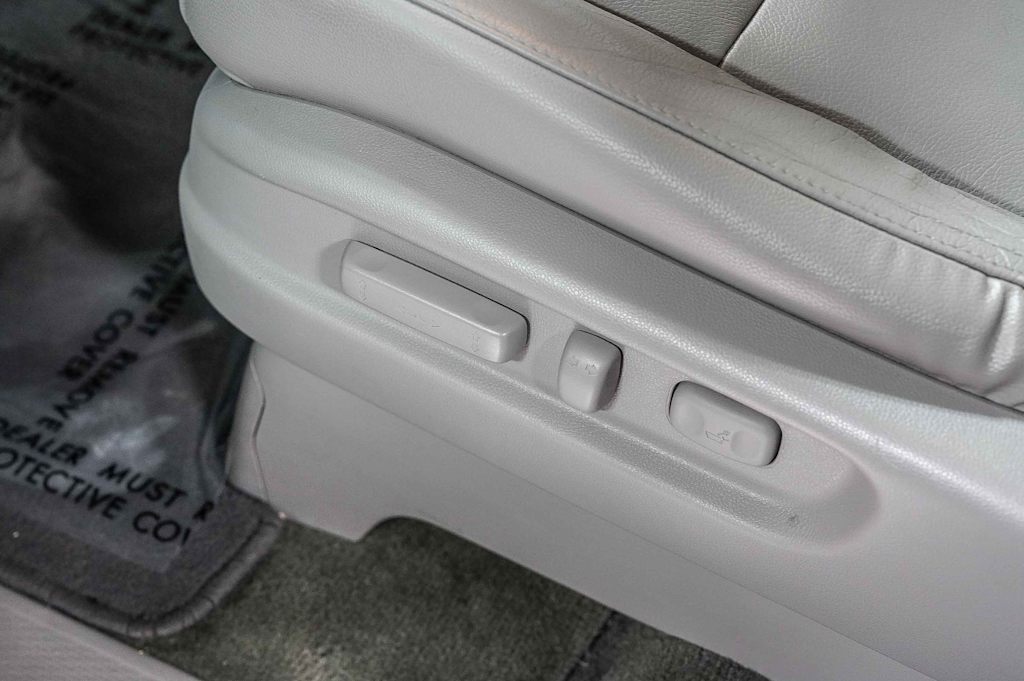 Thumbnail: 2016 Honda Odyssey - 28