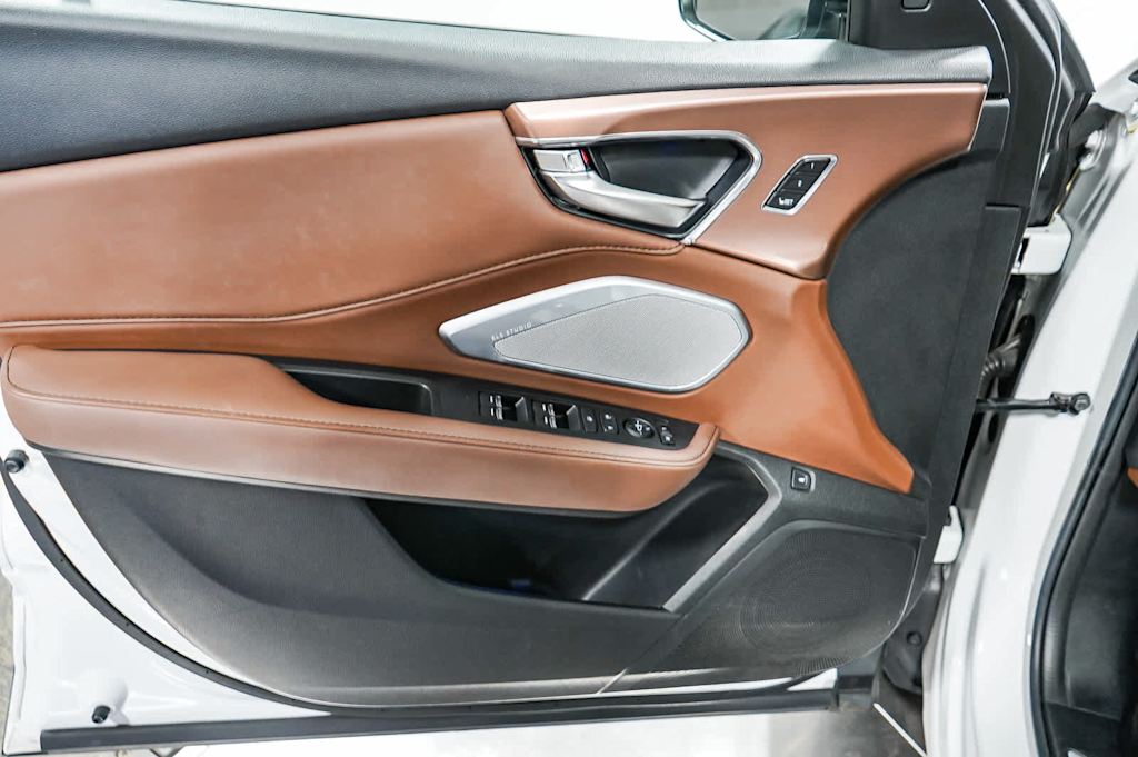 Thumbnail: 2023 Acura RDX - 26
