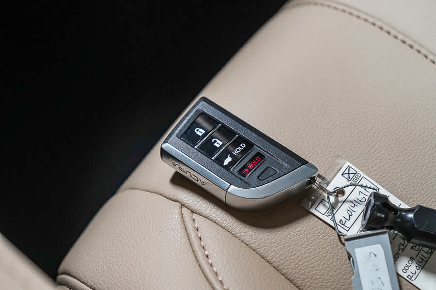 Thumbnail: 2024 Acura RDX - 18