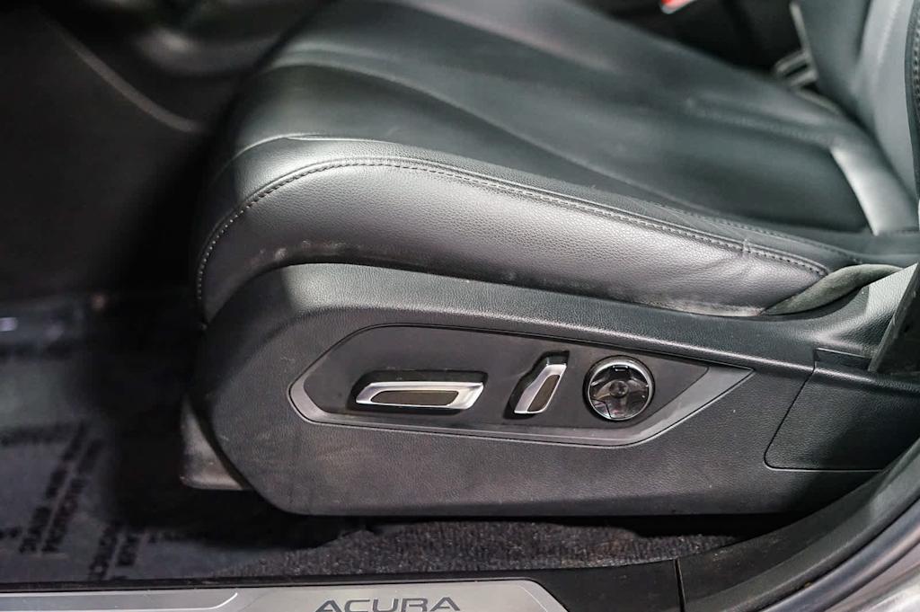 Thumbnail: 2023 Acura RDX - 25