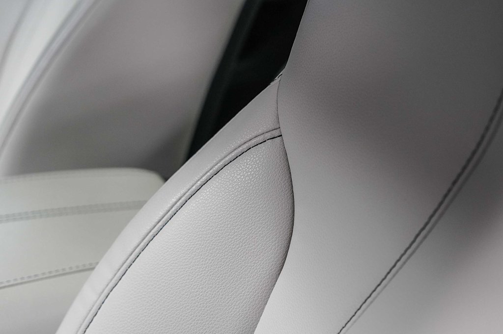 Thumbnail: 2025 Acura RDX - 11