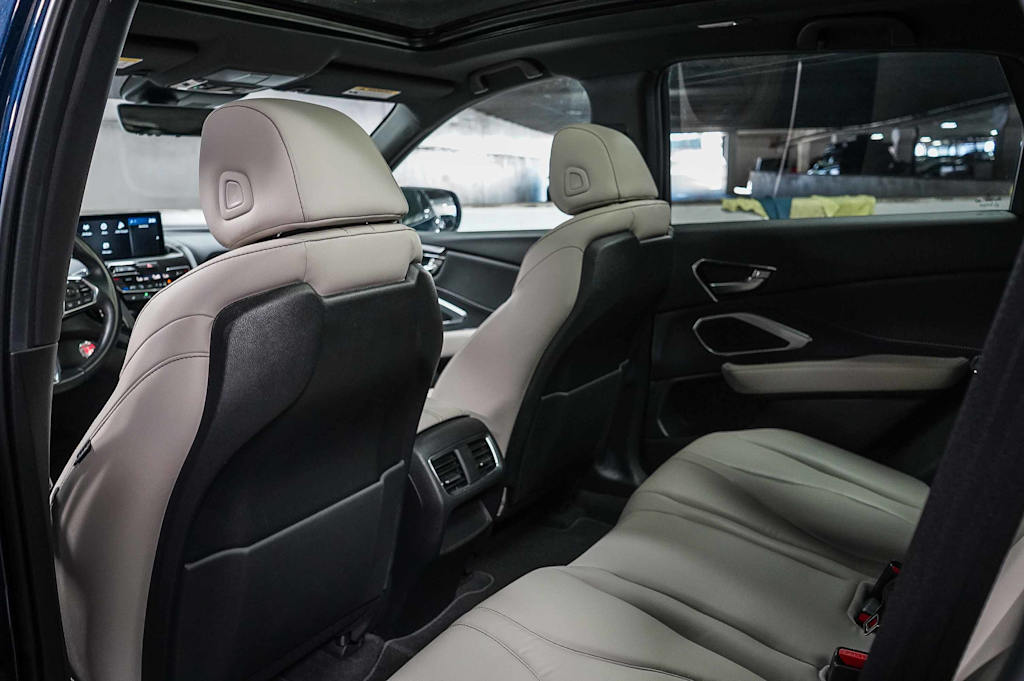 Thumbnail: 2025 Acura RDX - 12