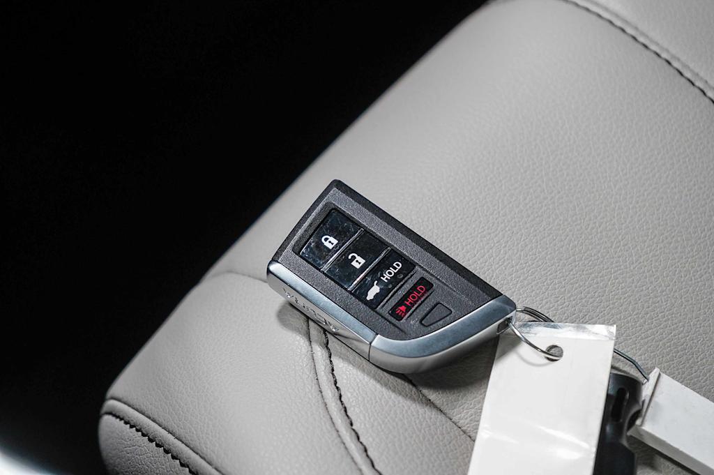 Thumbnail: 2025 Acura RDX - 19