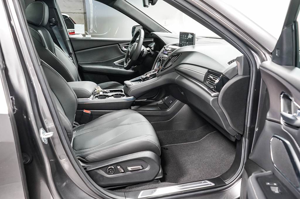 Thumbnail: 2025 Acura RDX - 10