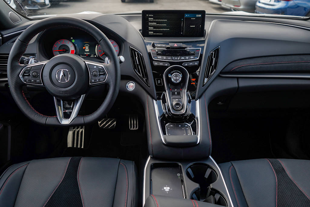 Thumbnail: 2025 Acura RDX - 2